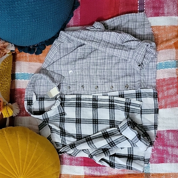 NWT Aeropostale cropped two patten button up flannel - Picture 2 of 9